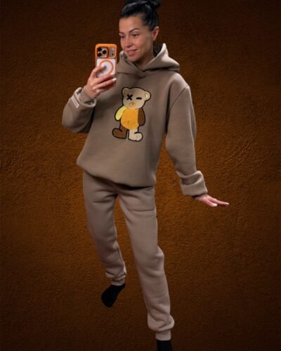 Laisvalaikio kostiumelis 1